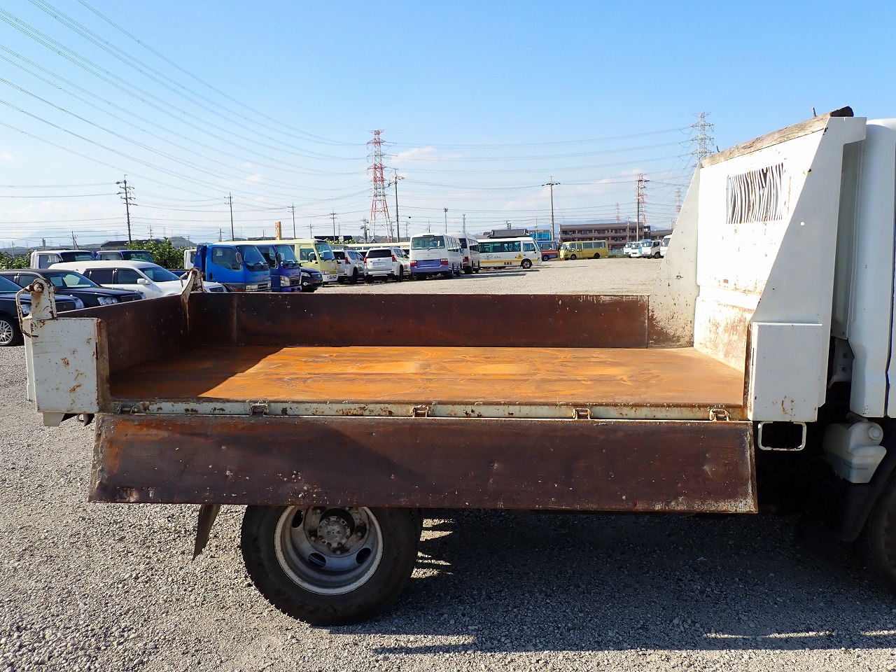 MITSUBISHI Canter