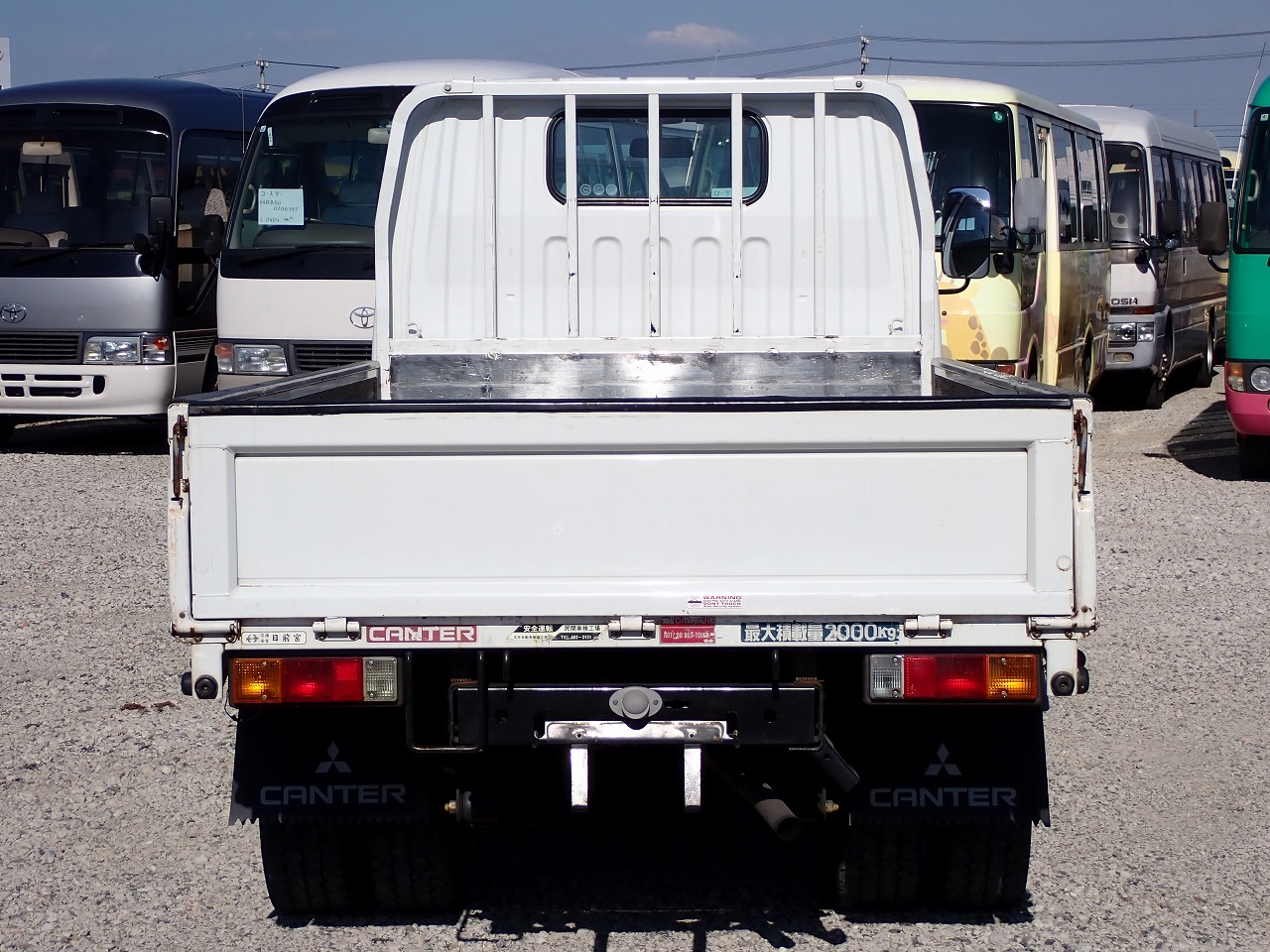 MITSUBISHI Canter