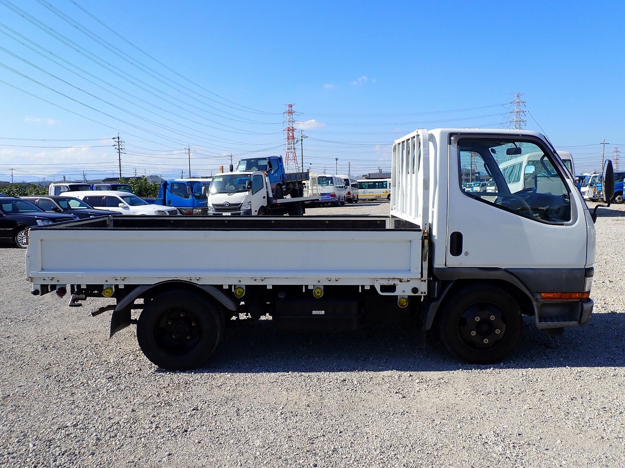 MITSUBISHI Canter