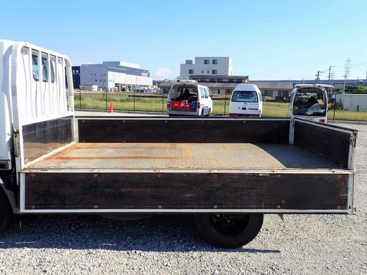 MITSUBISHI Canter
