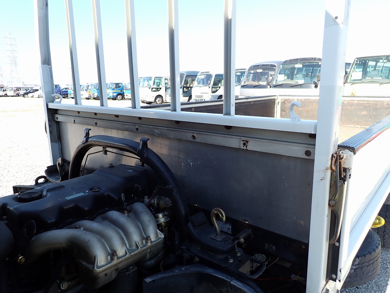 MITSUBISHI Canter