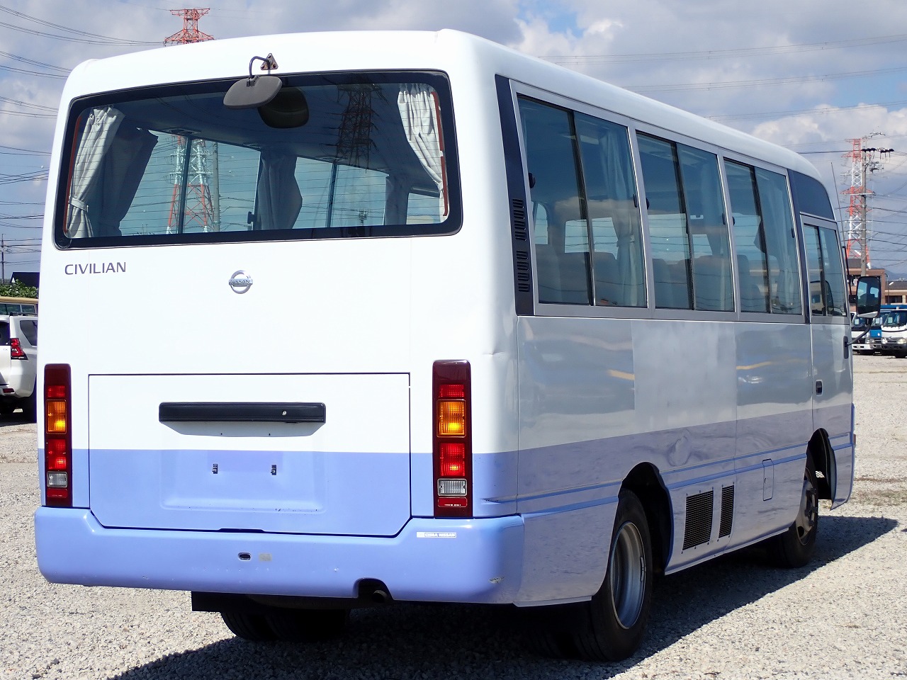 NISSAN Civilian Bus