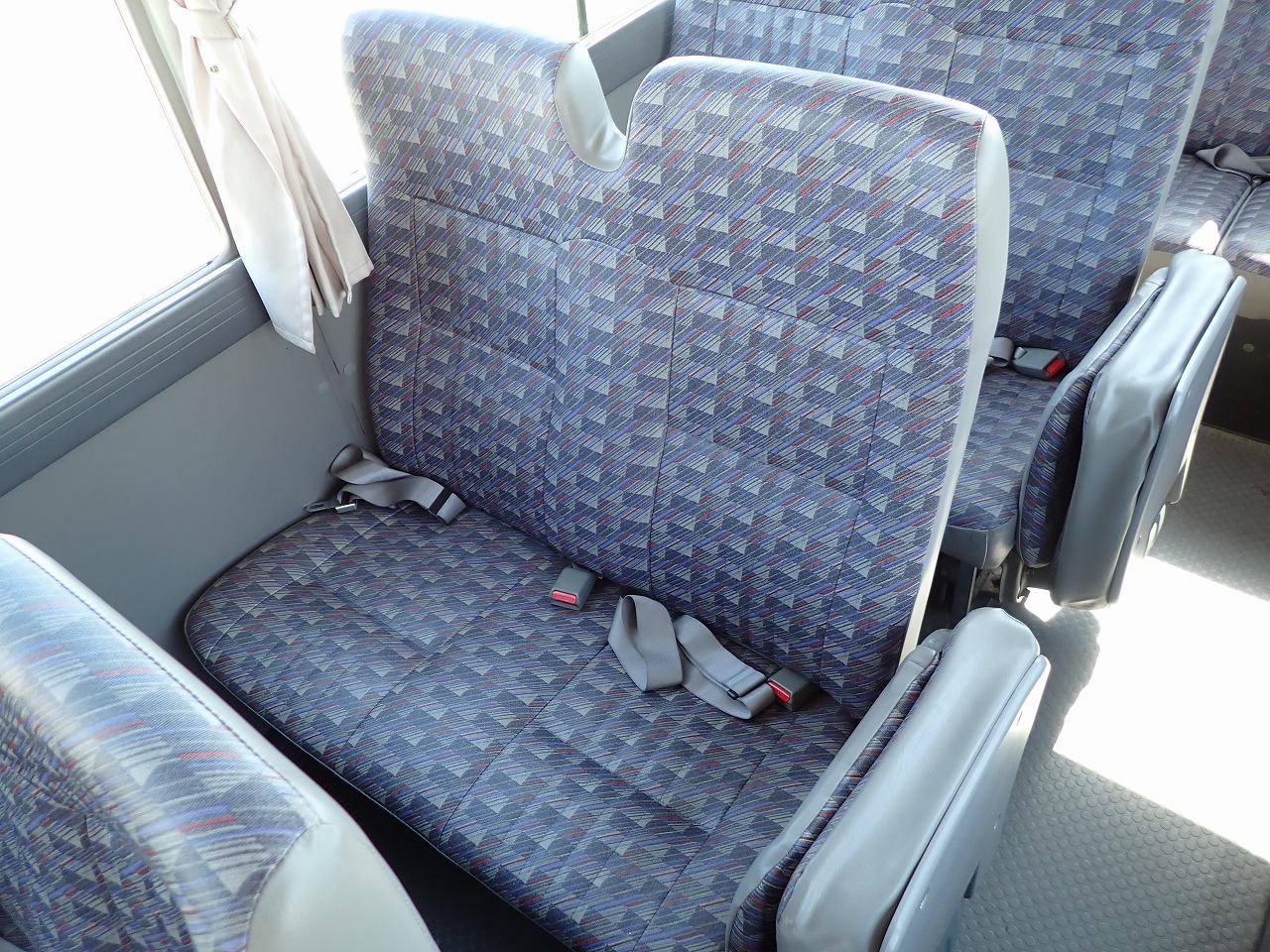 NISSAN Civilian Bus