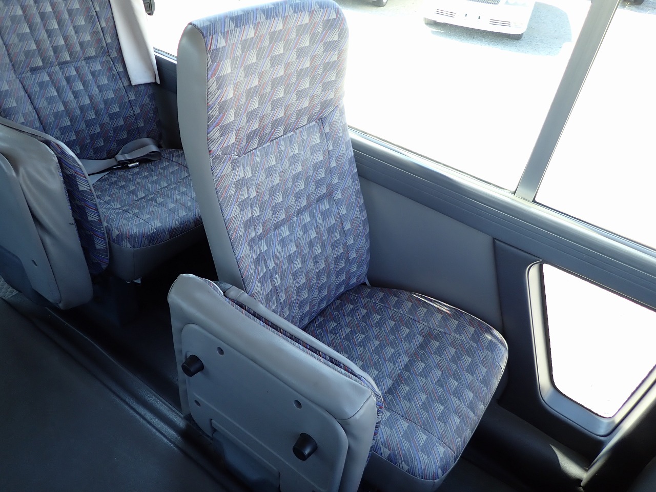 NISSAN Civilian Bus