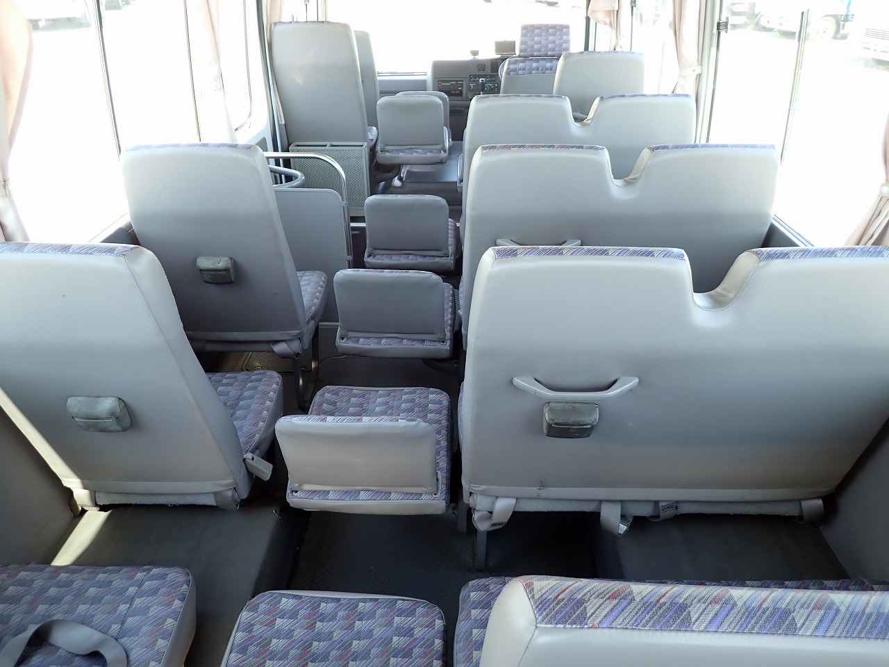 NISSAN Civilian Bus