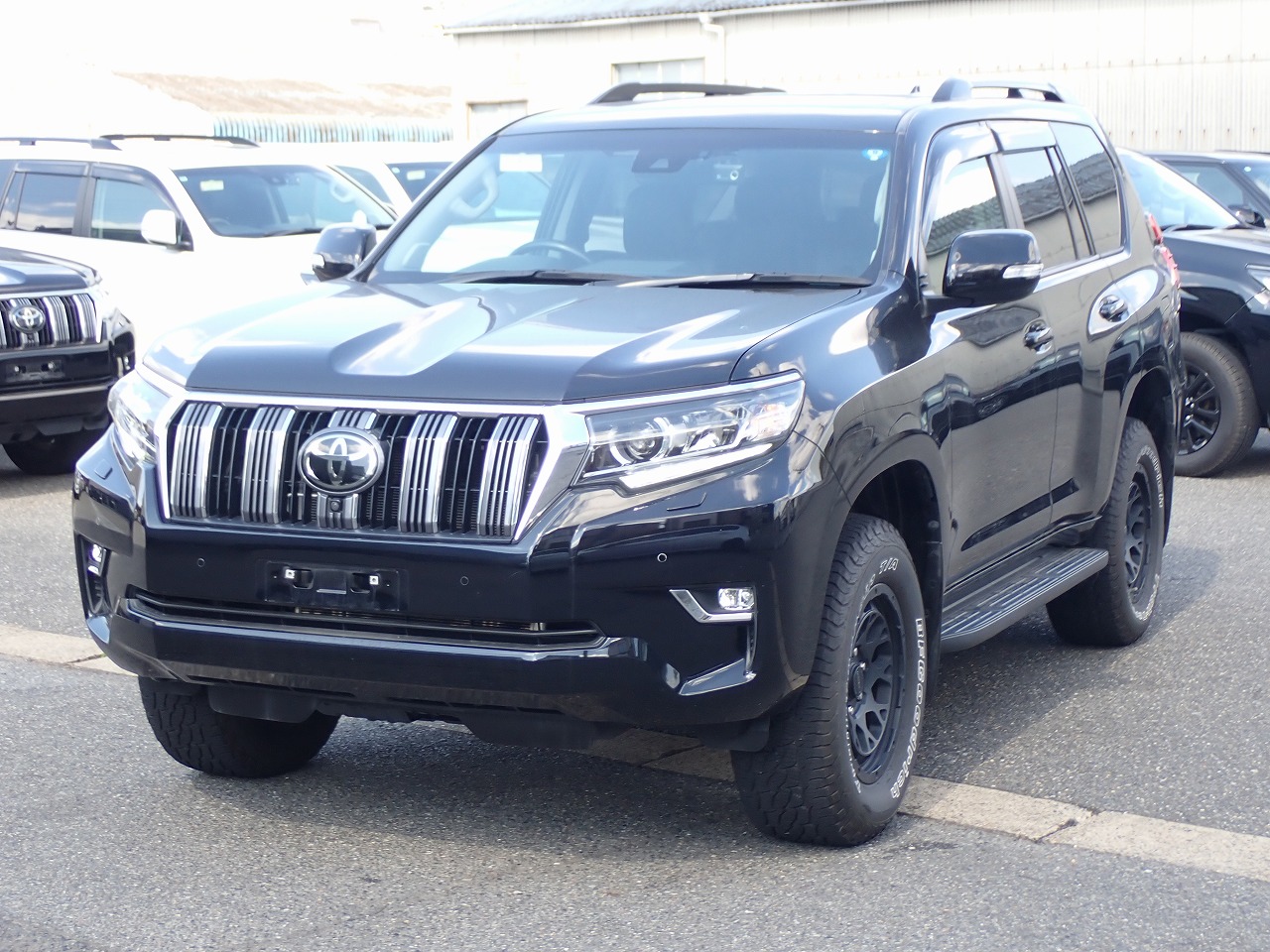 TOYOTA Land Cruiser Prado