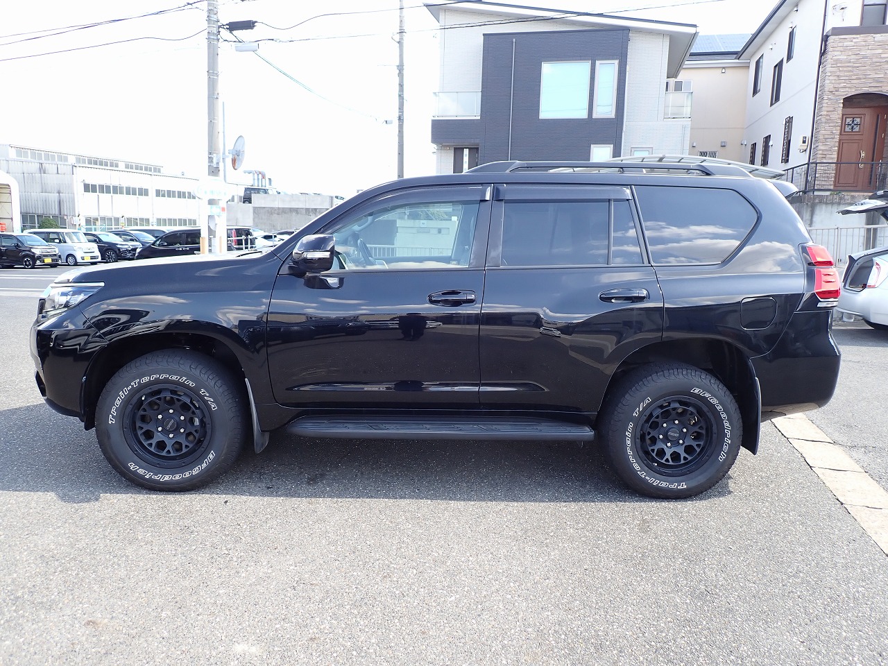 TOYOTA Land Cruiser Prado