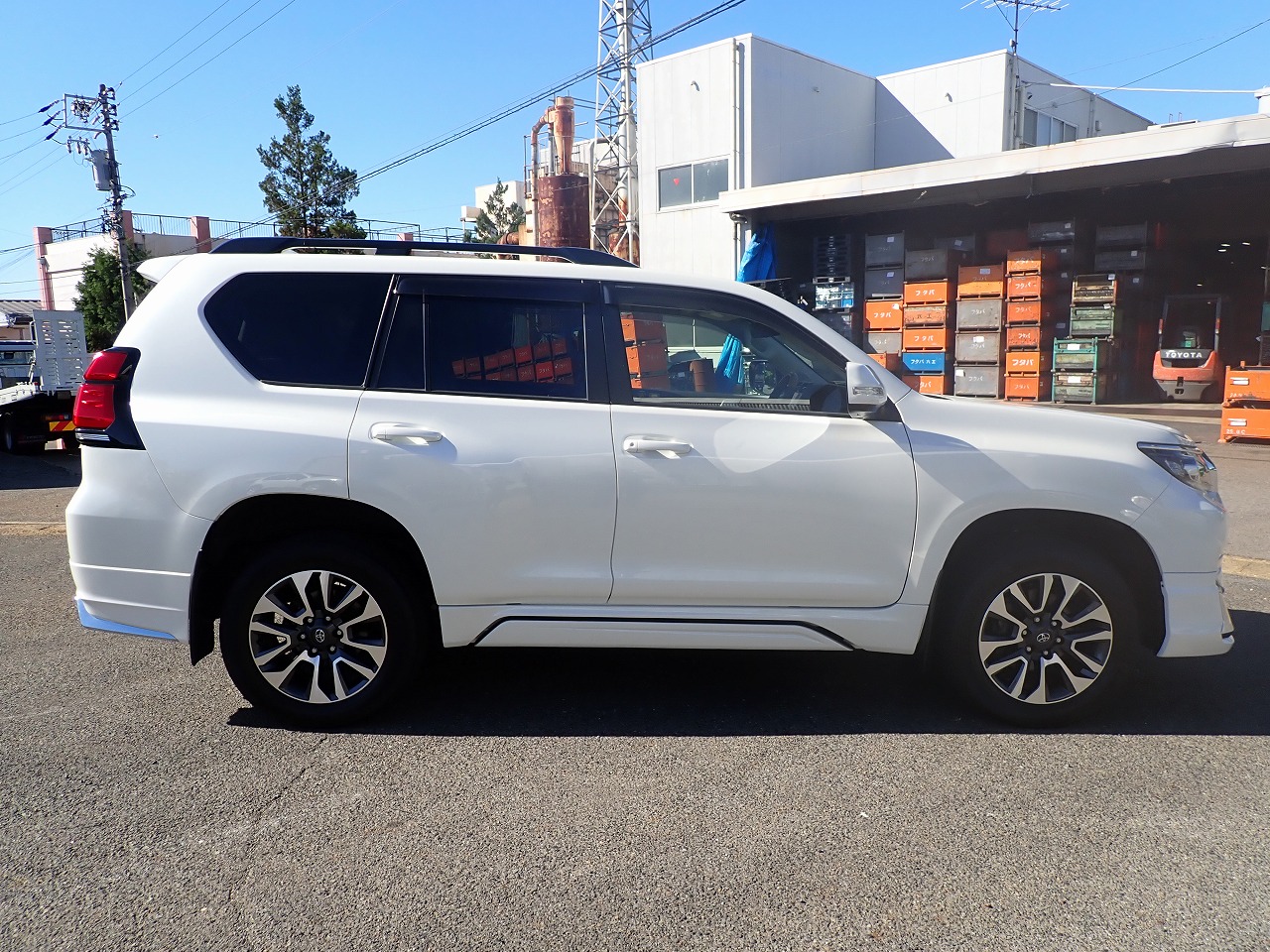 TOYOTA Land Cruiser Prado