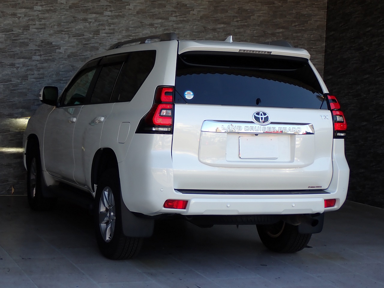 TOYOTA Land Cruiser Prado