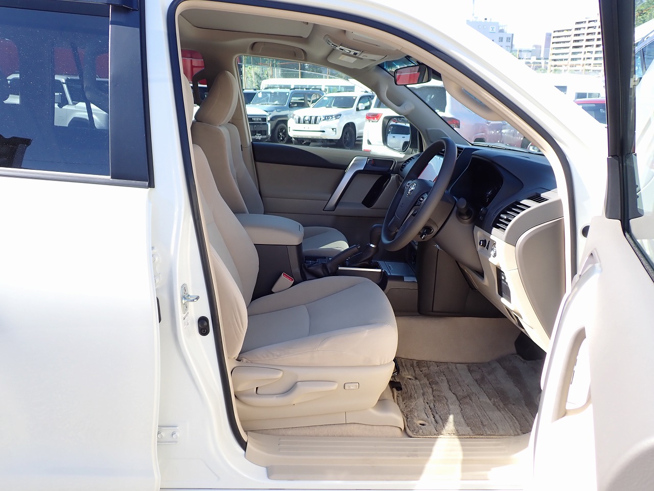 TOYOTA Land Cruiser Prado