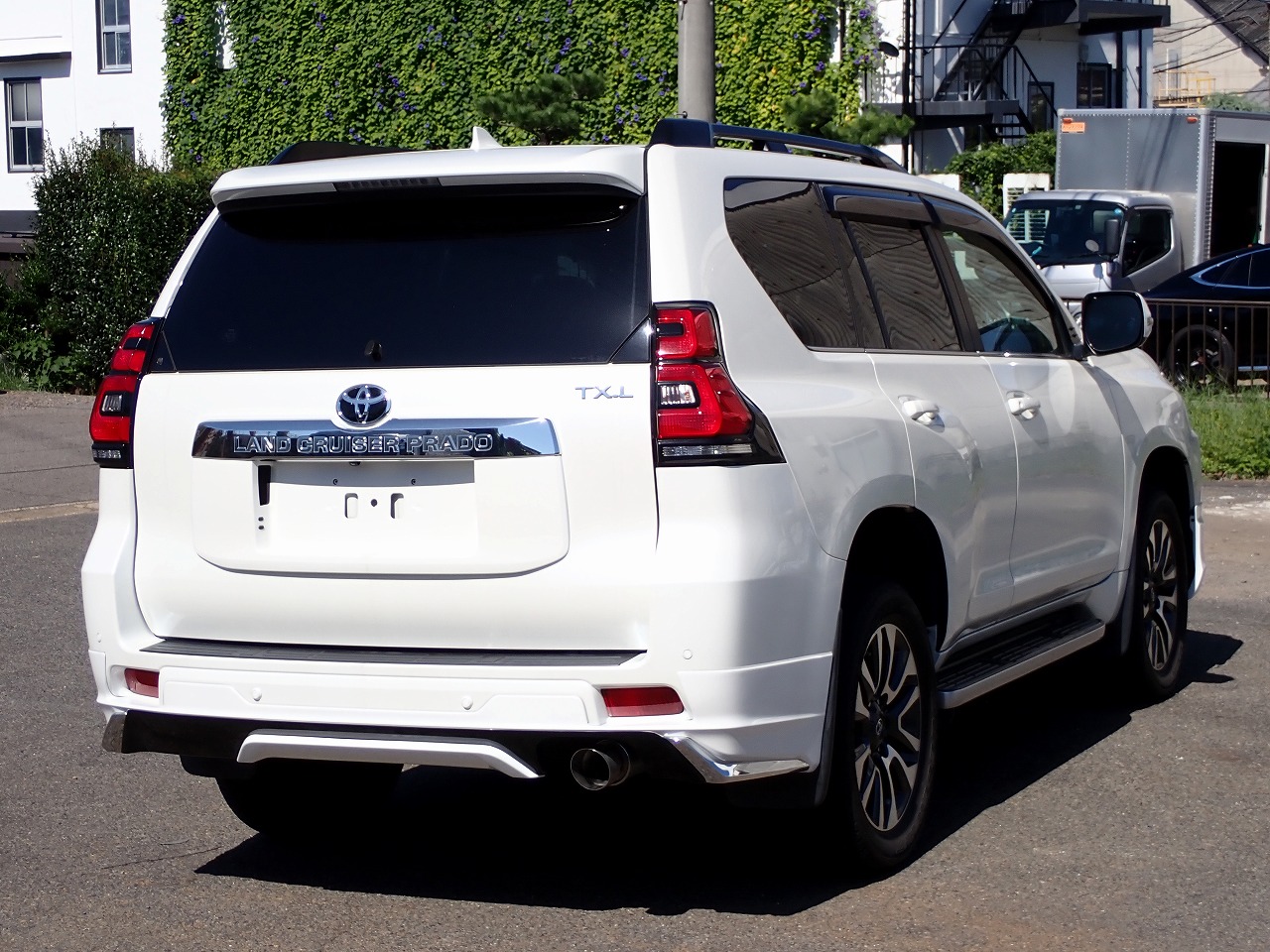 TOYOTA Land Cruiser Prado