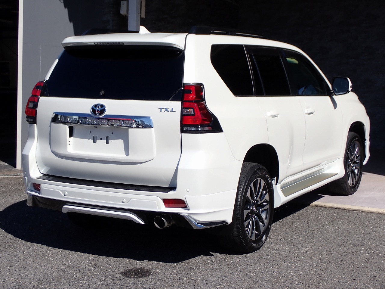 TOYOTA Land Cruiser Prado