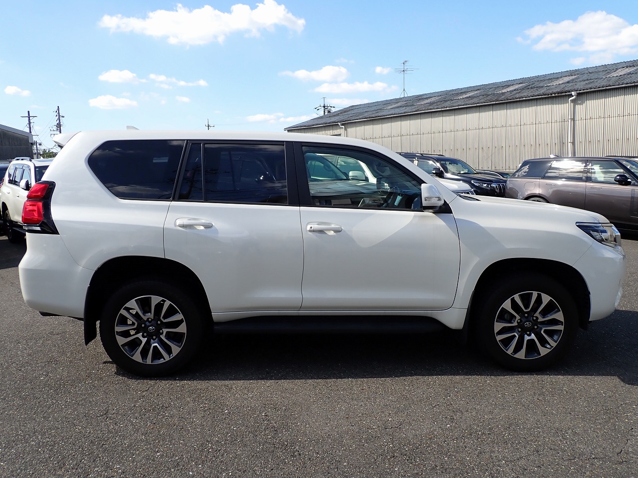 TOYOTA Land Cruiser Prado