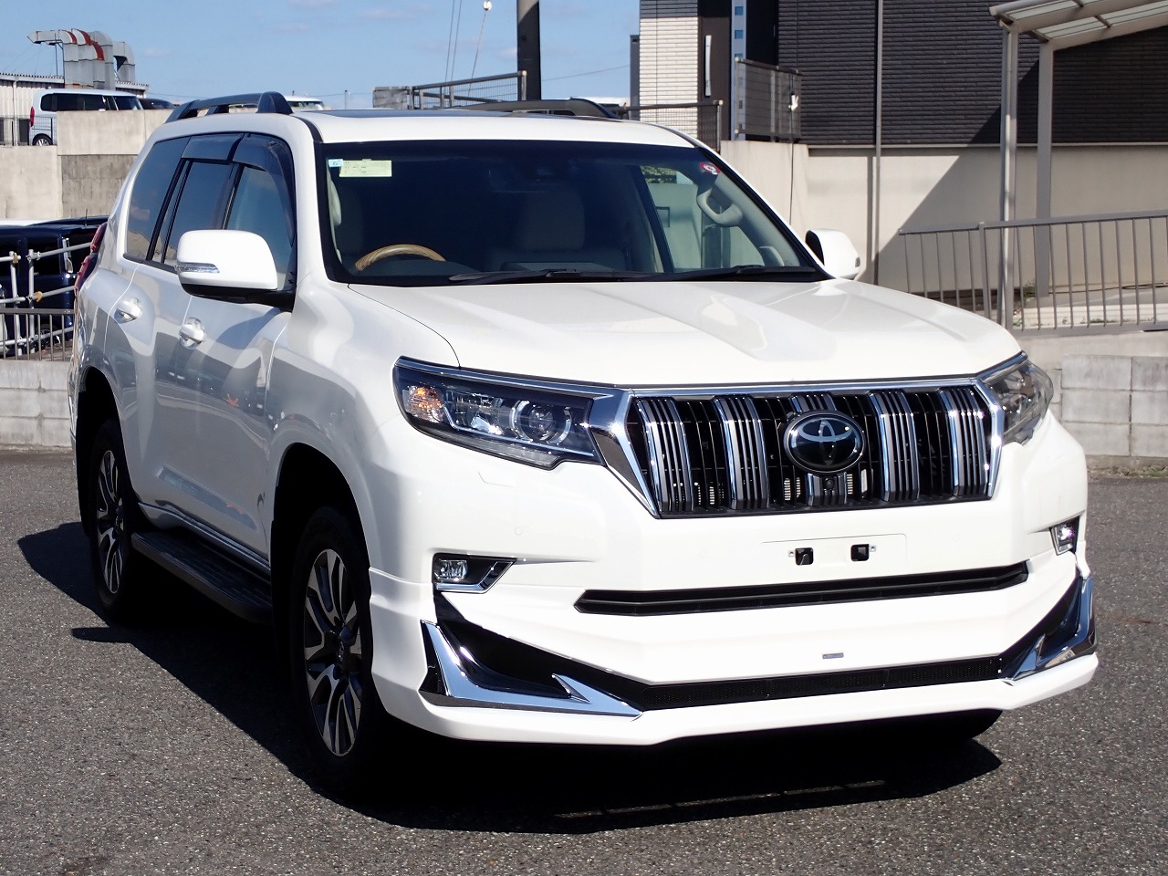TOYOTA Land Cruiser Prado