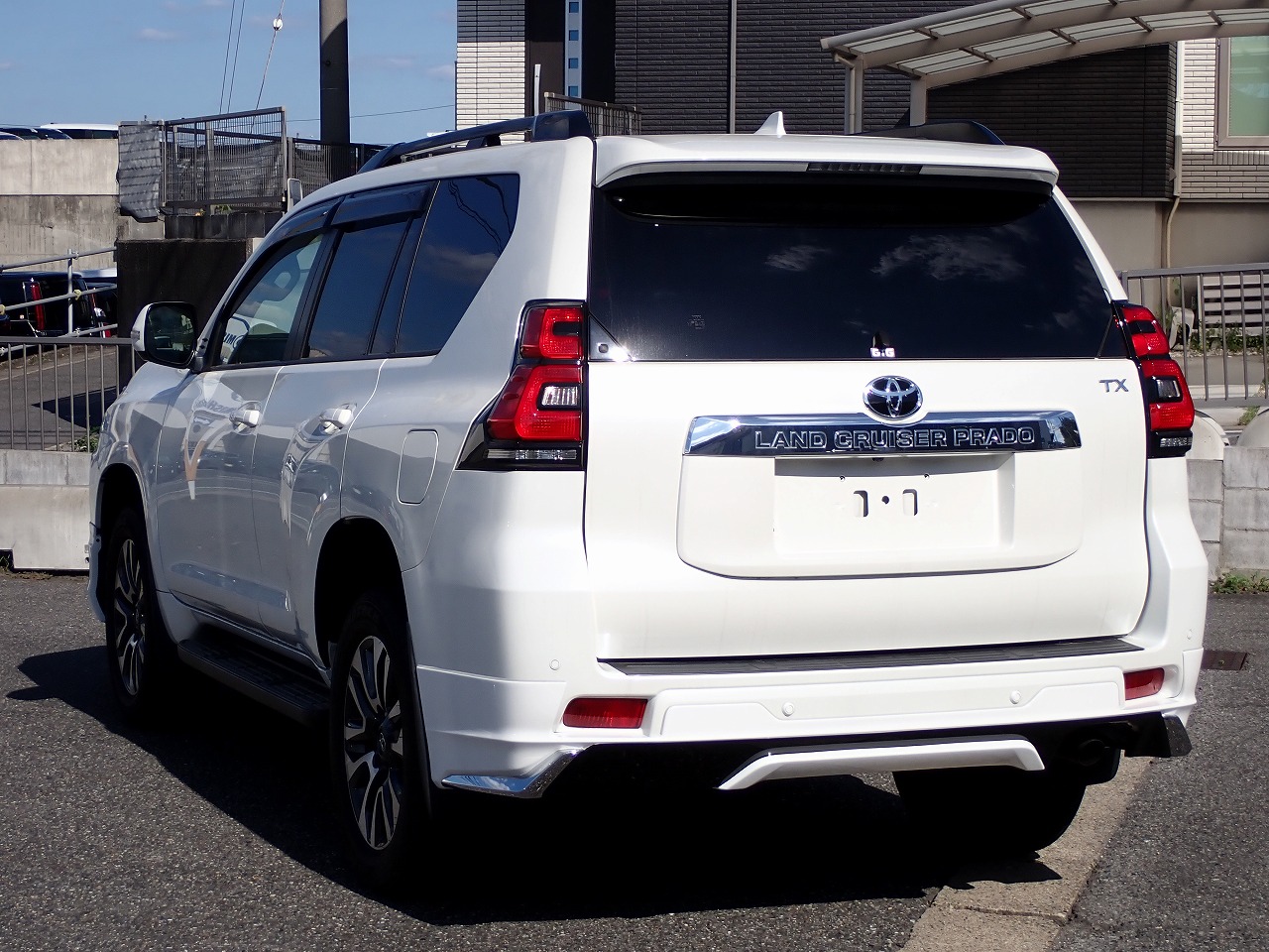 TOYOTA Land Cruiser Prado