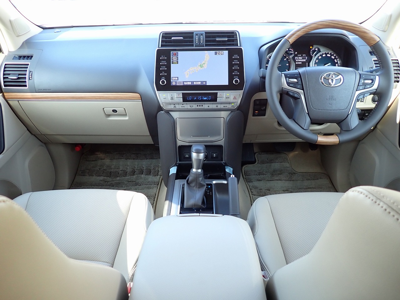 TOYOTA Land Cruiser Prado