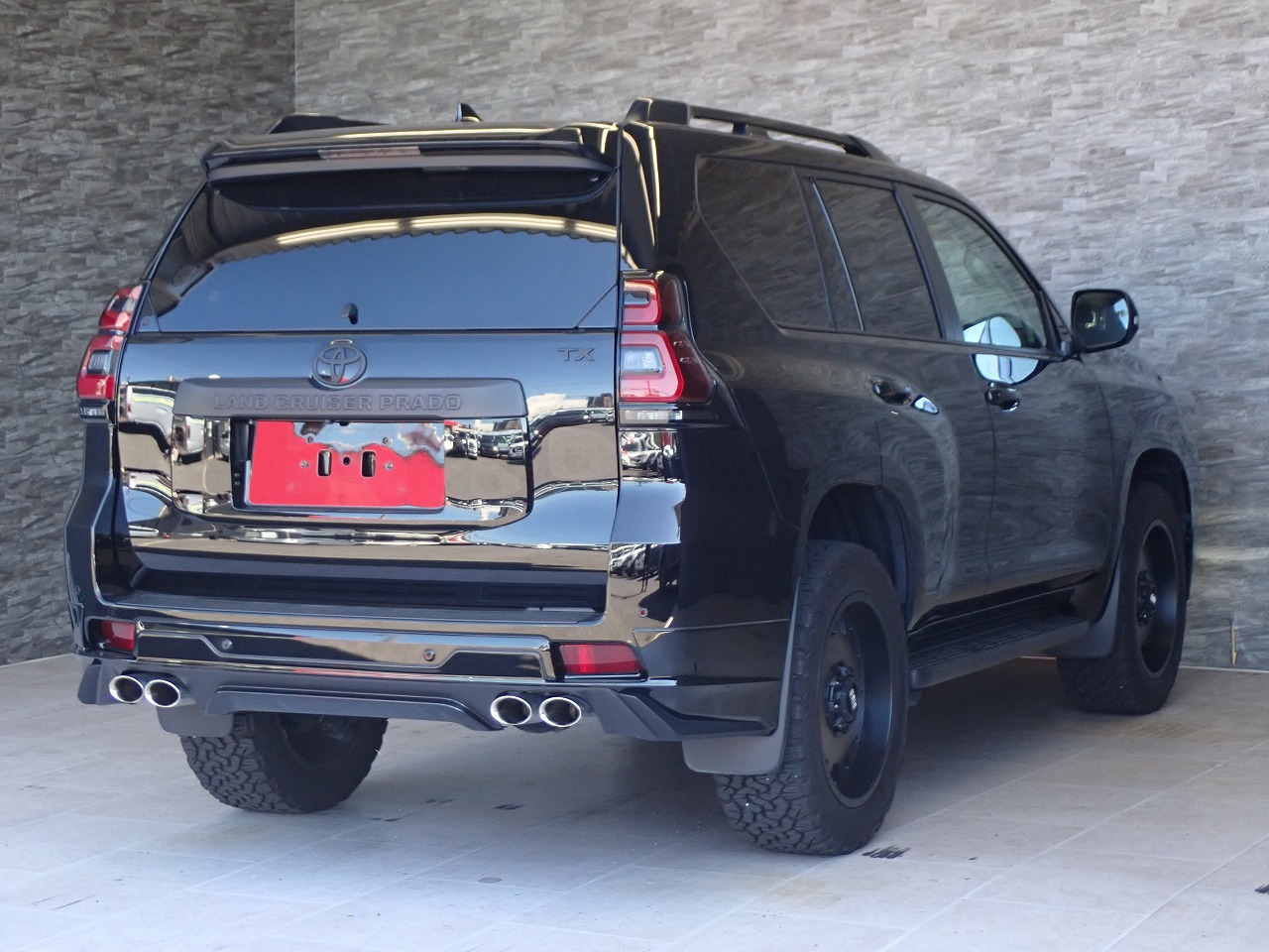 TOYOTA Land Cruiser Prado