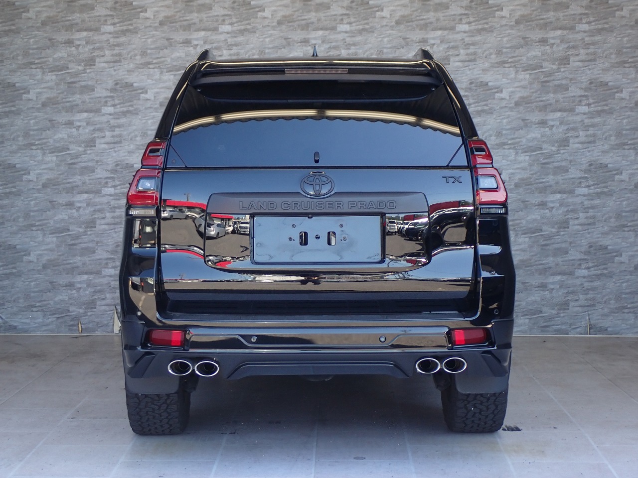 TOYOTA Land Cruiser Prado