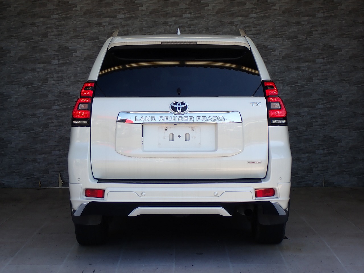 TOYOTA Land Cruiser Prado
