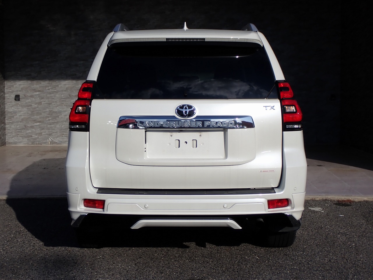 TOYOTA Land Cruiser Prado