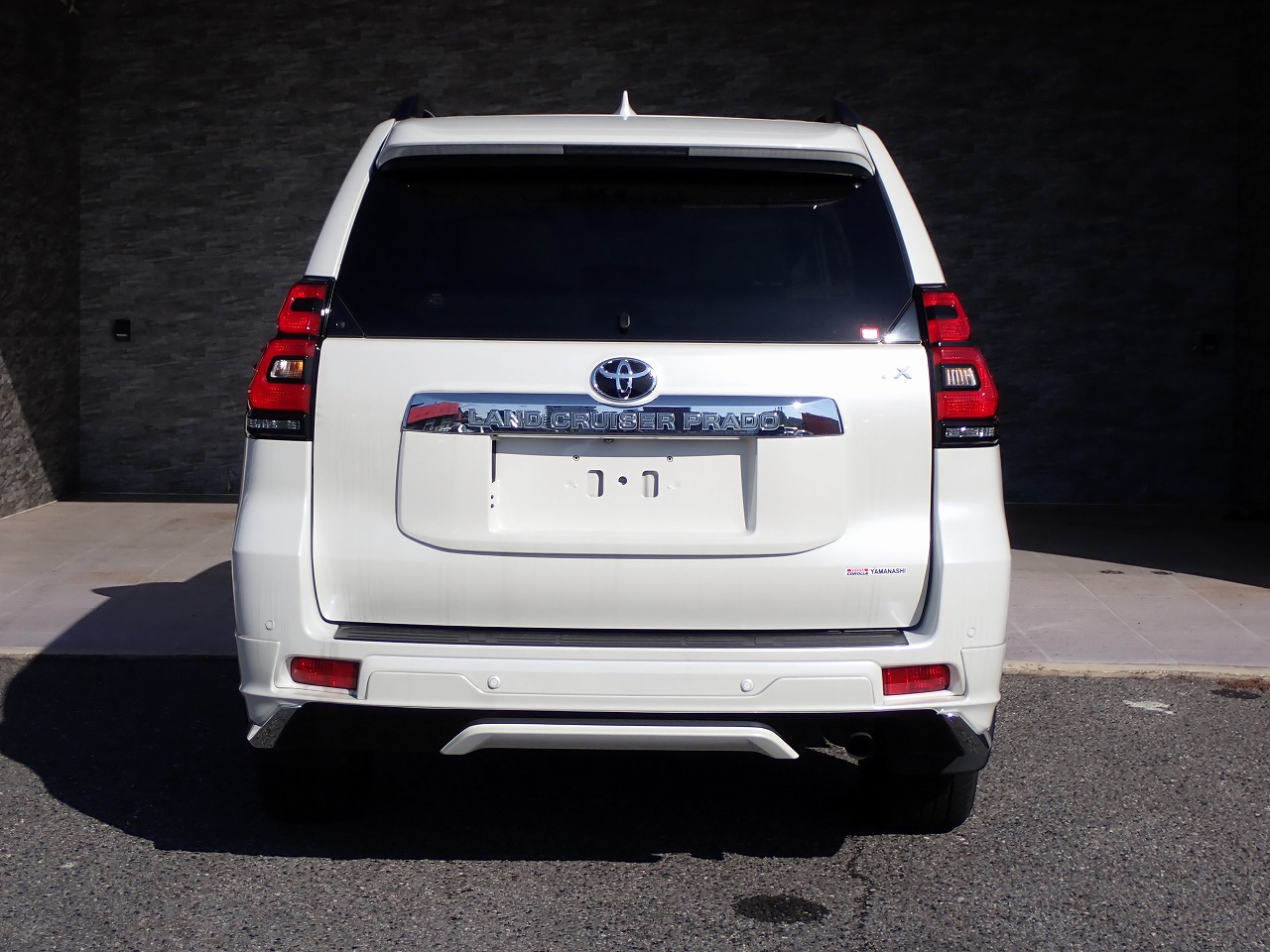 TOYOTA Land Cruiser Prado