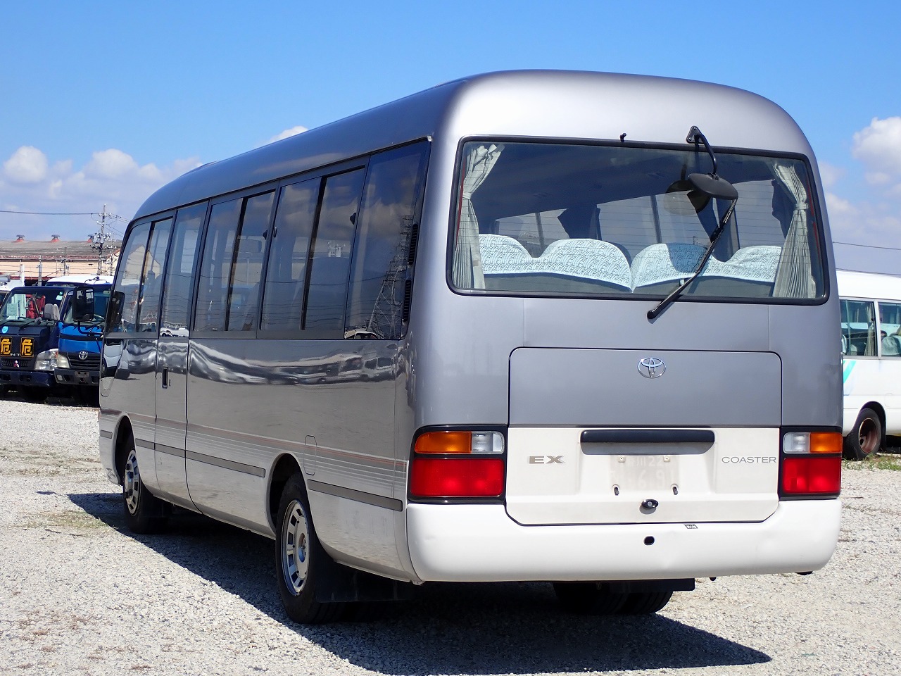 TOYOTA Coaster
