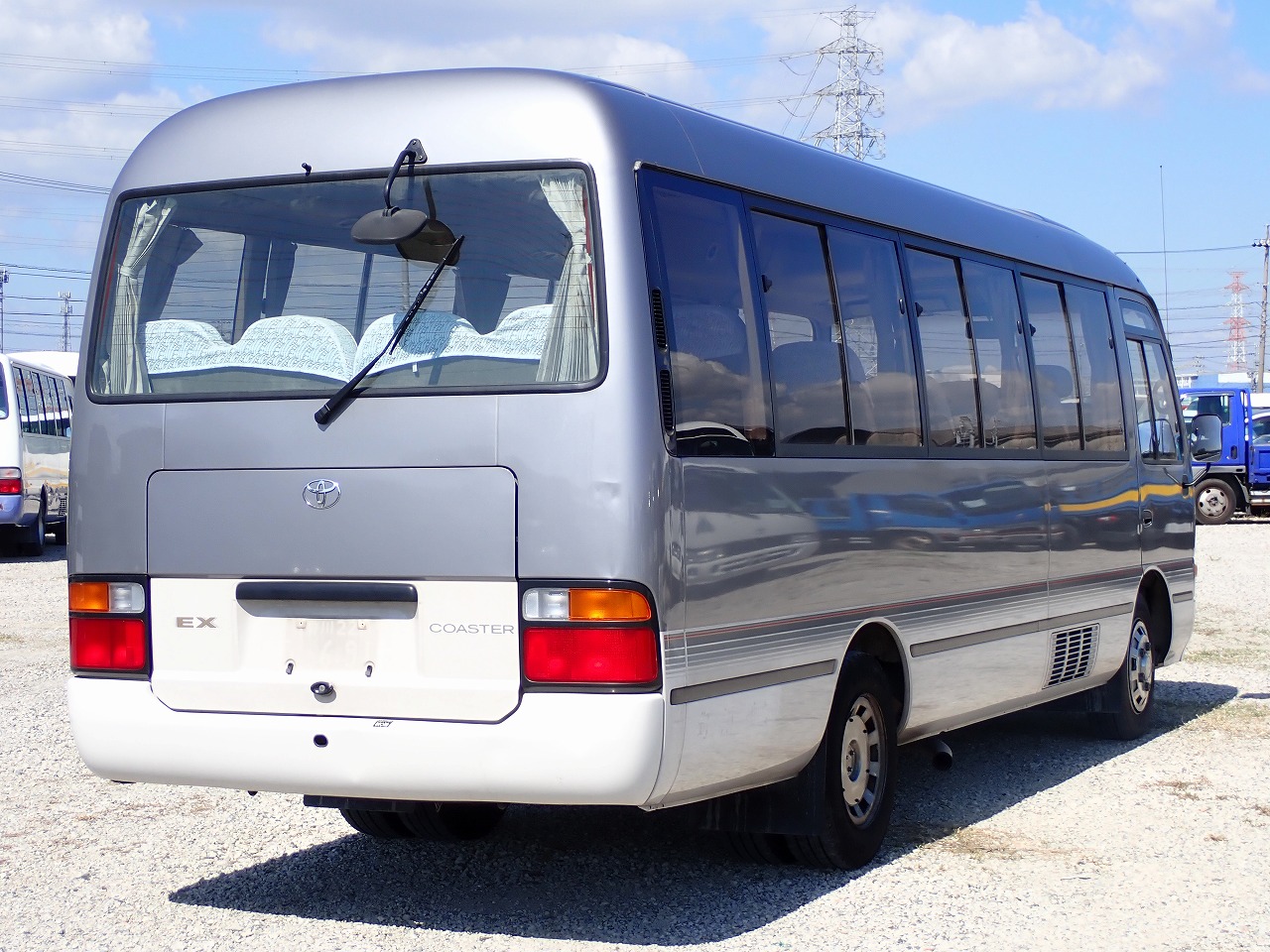 TOYOTA Coaster