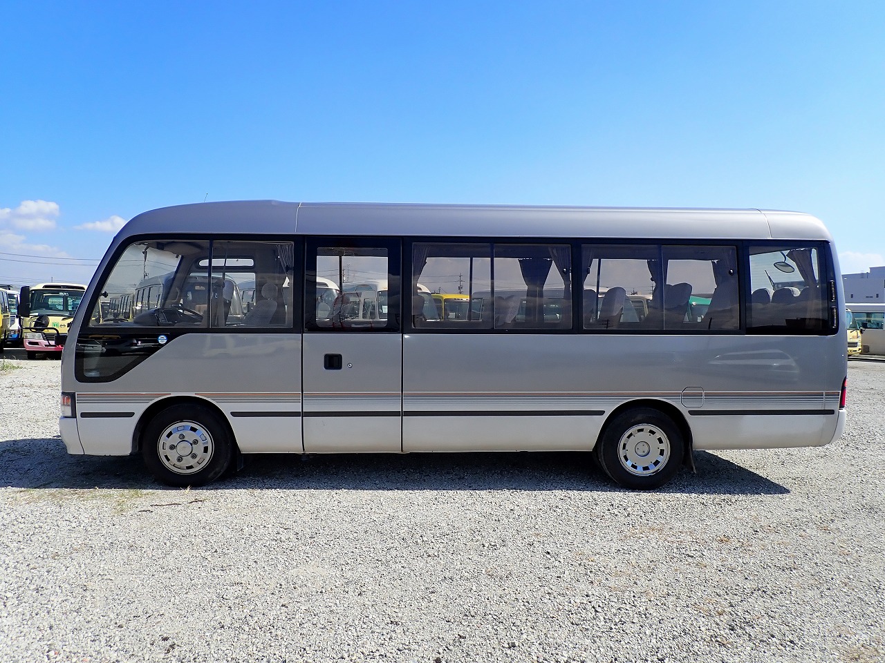 TOYOTA Coaster