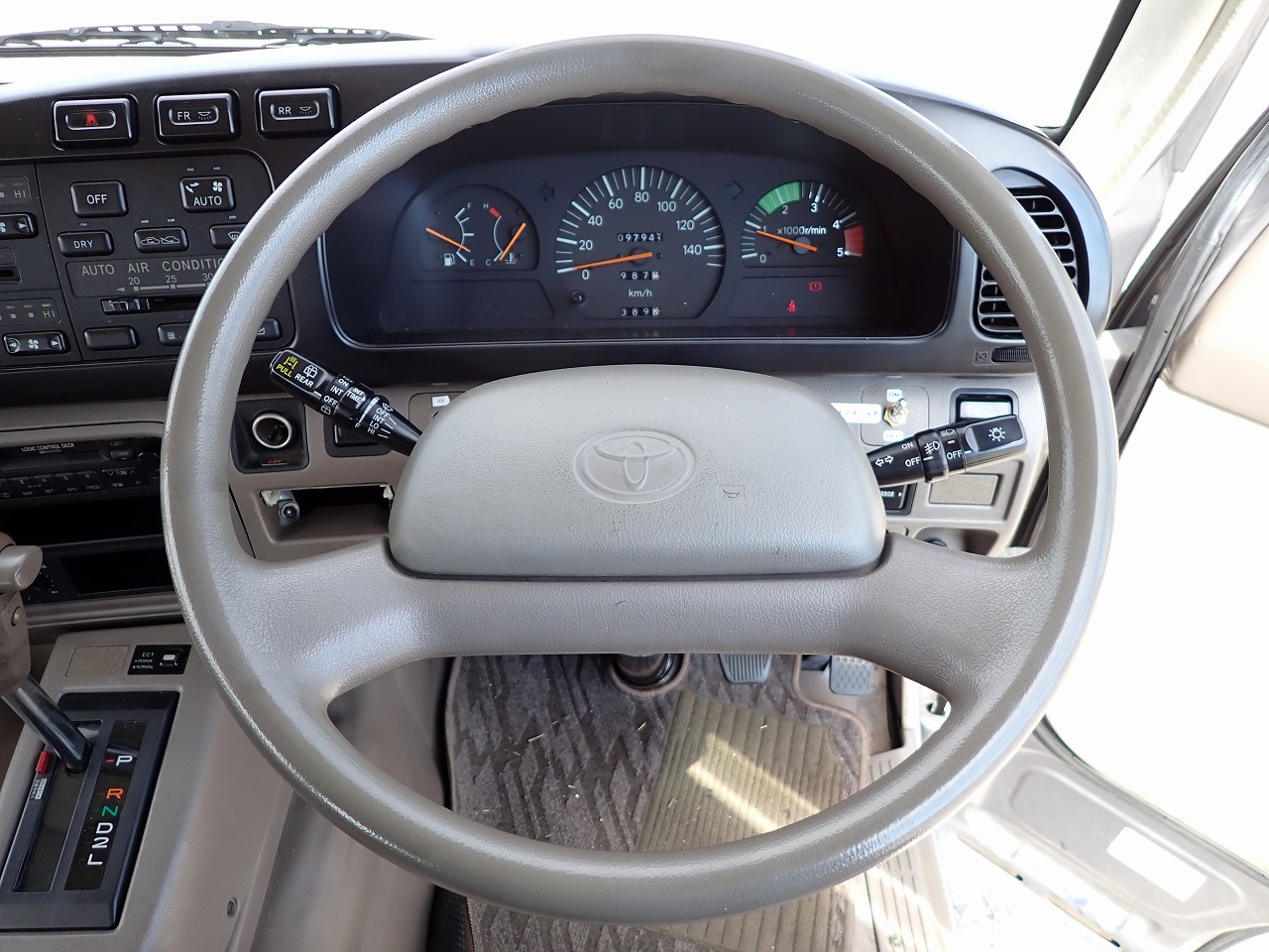 TOYOTA Coaster