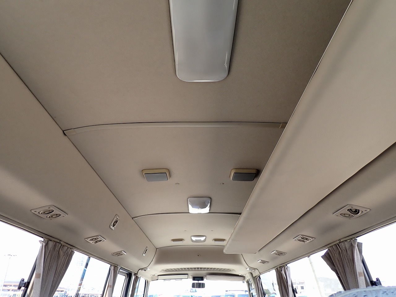 TOYOTA Coaster