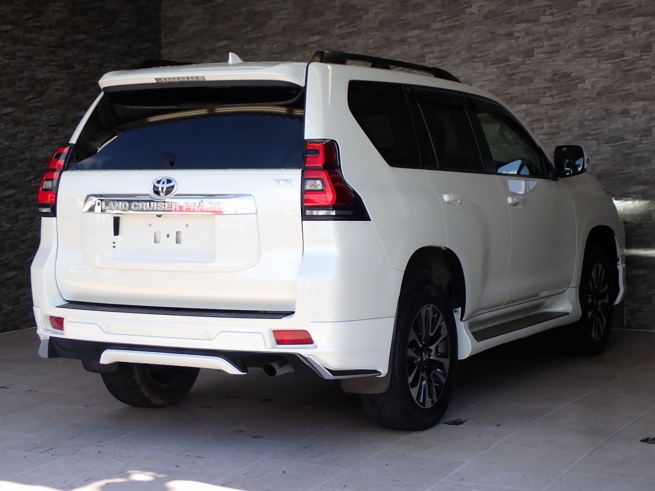 TOYOTA Land Cruiser Prado