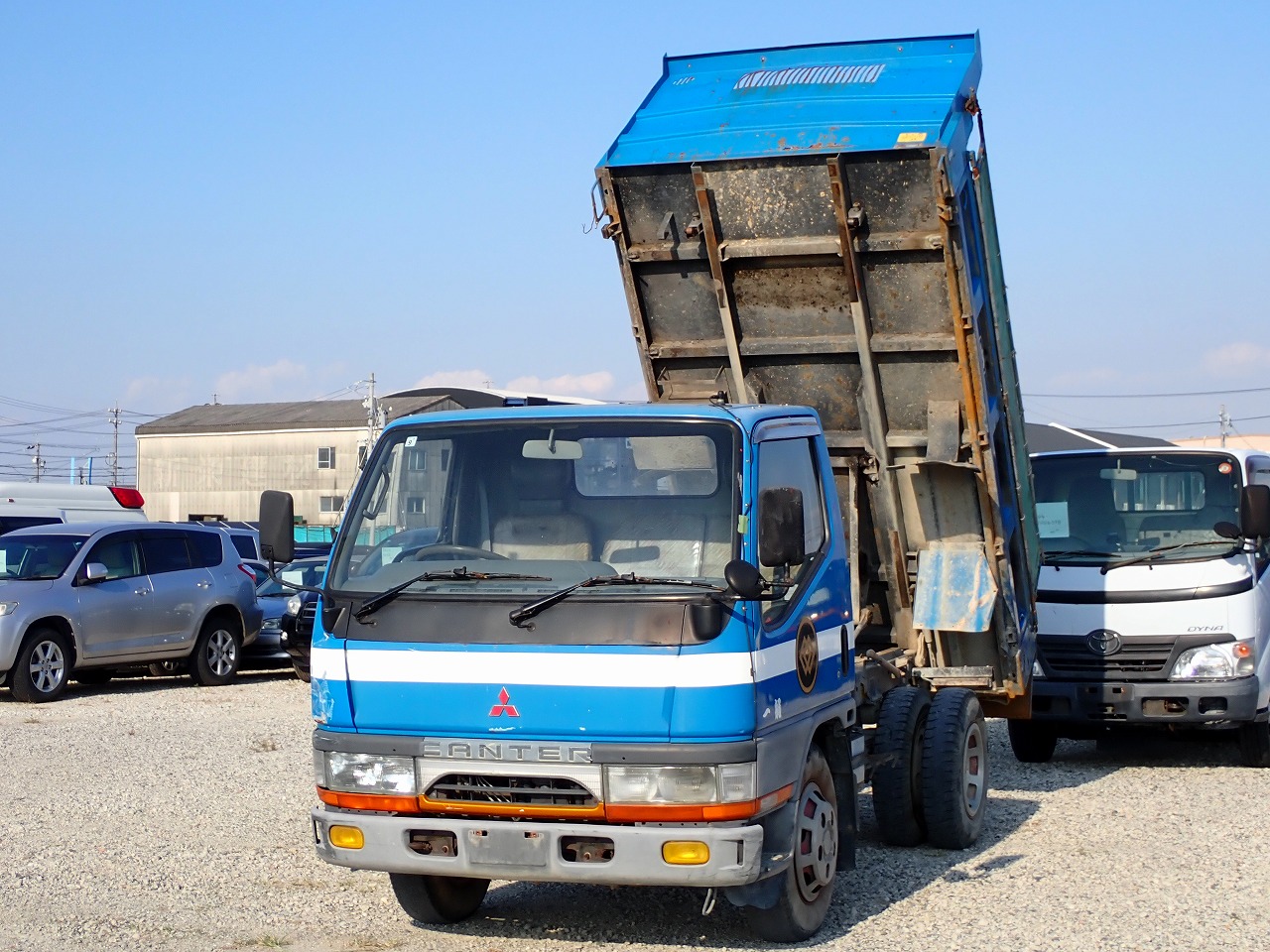 MITSUBISHI Canter