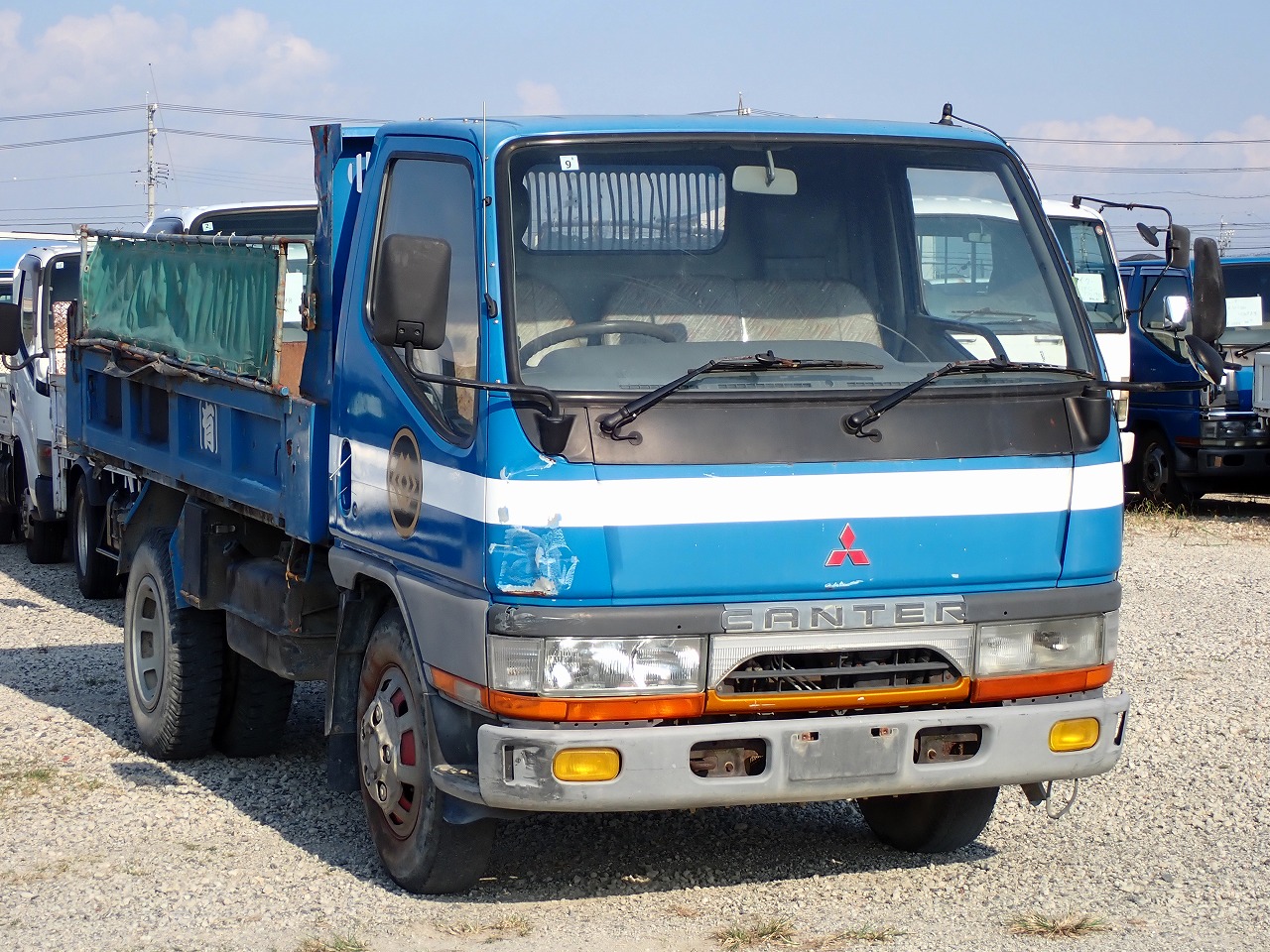 MITSUBISHI Canter