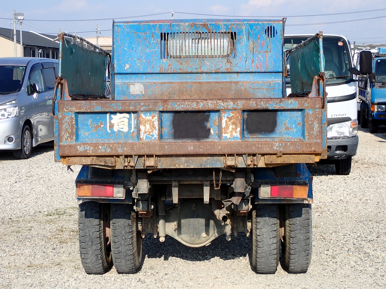 MITSUBISHI Canter