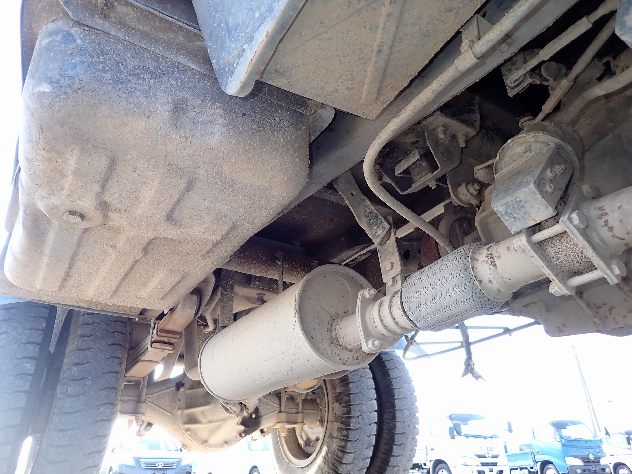 MITSUBISHI Canter