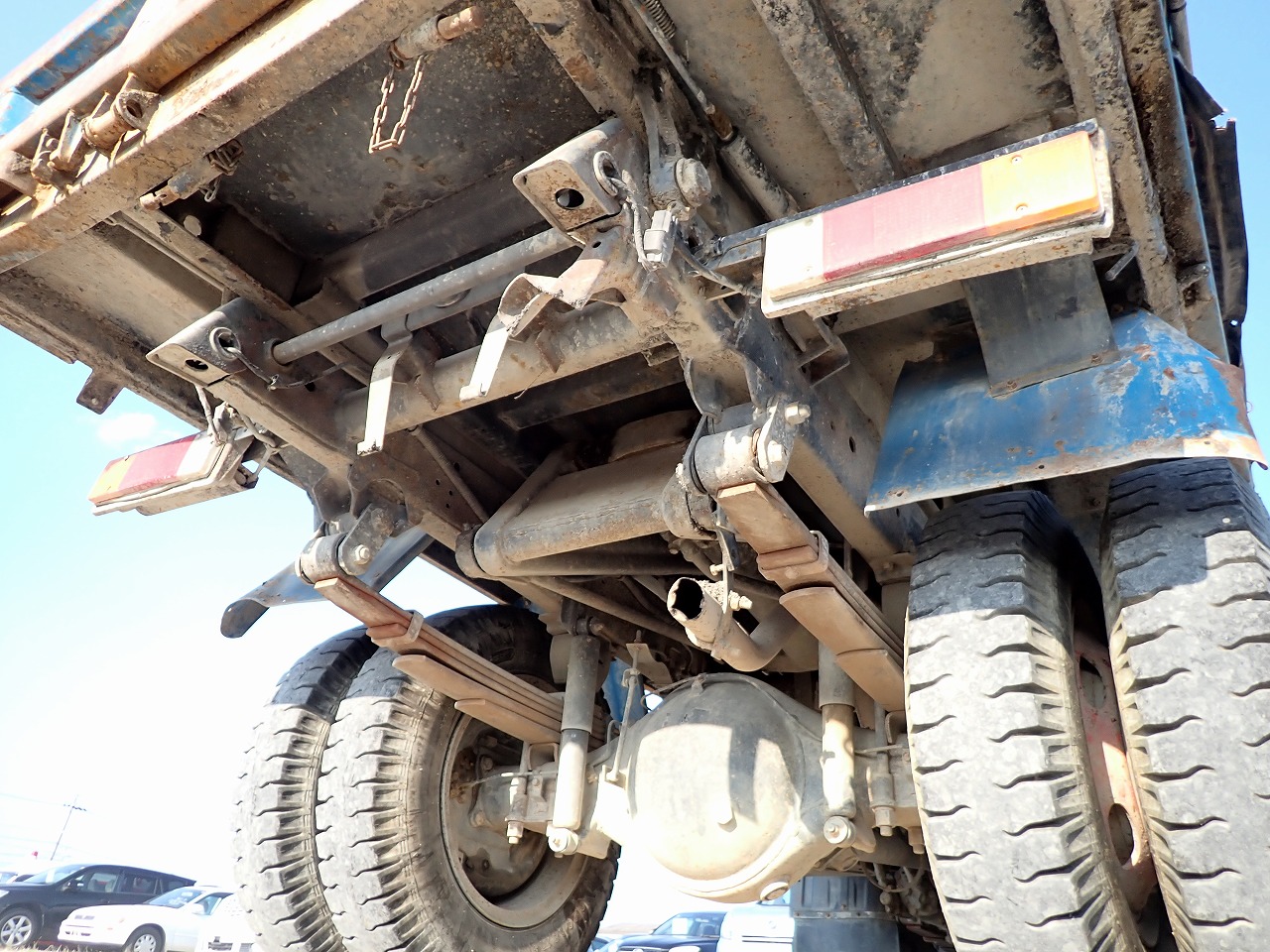 MITSUBISHI Canter