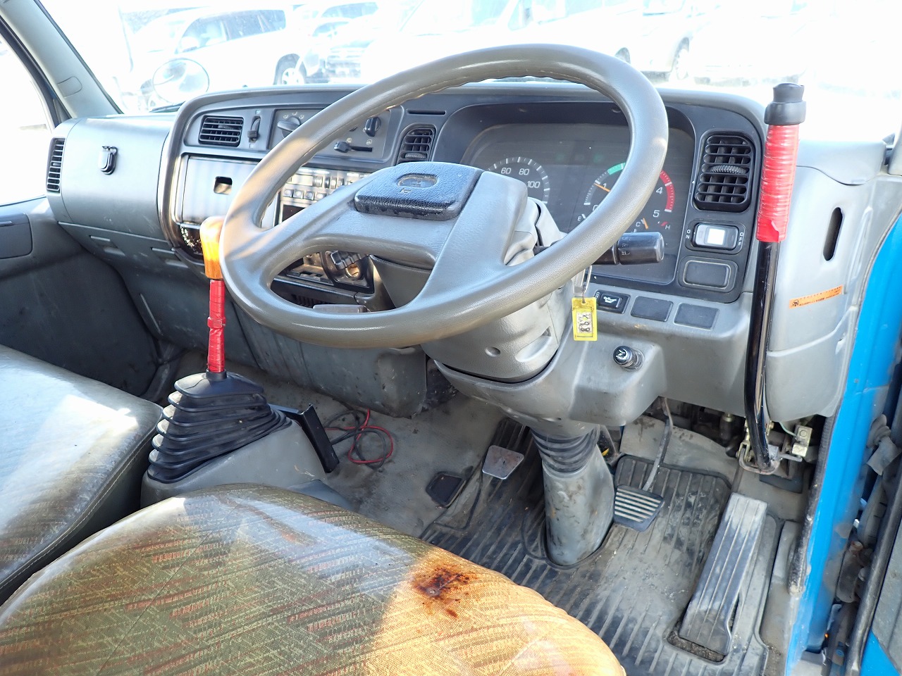 MITSUBISHI Canter