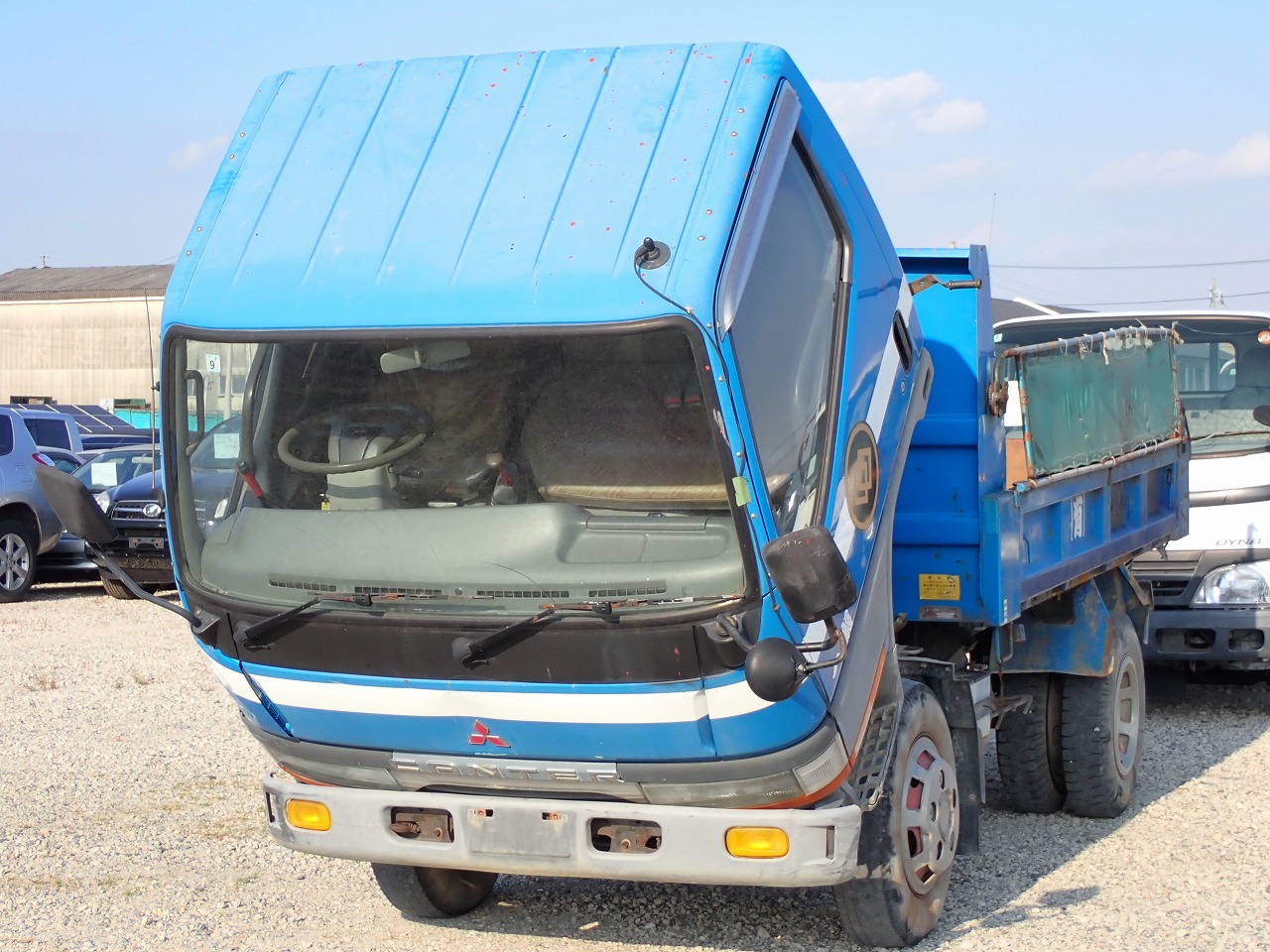 MITSUBISHI Canter