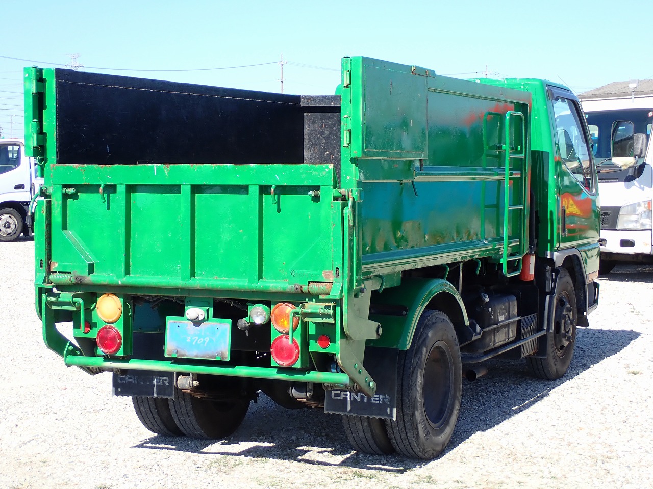 MITSUBISHI Canter