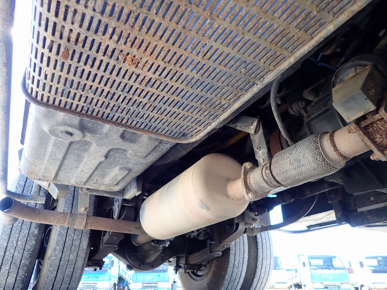 MITSUBISHI Canter