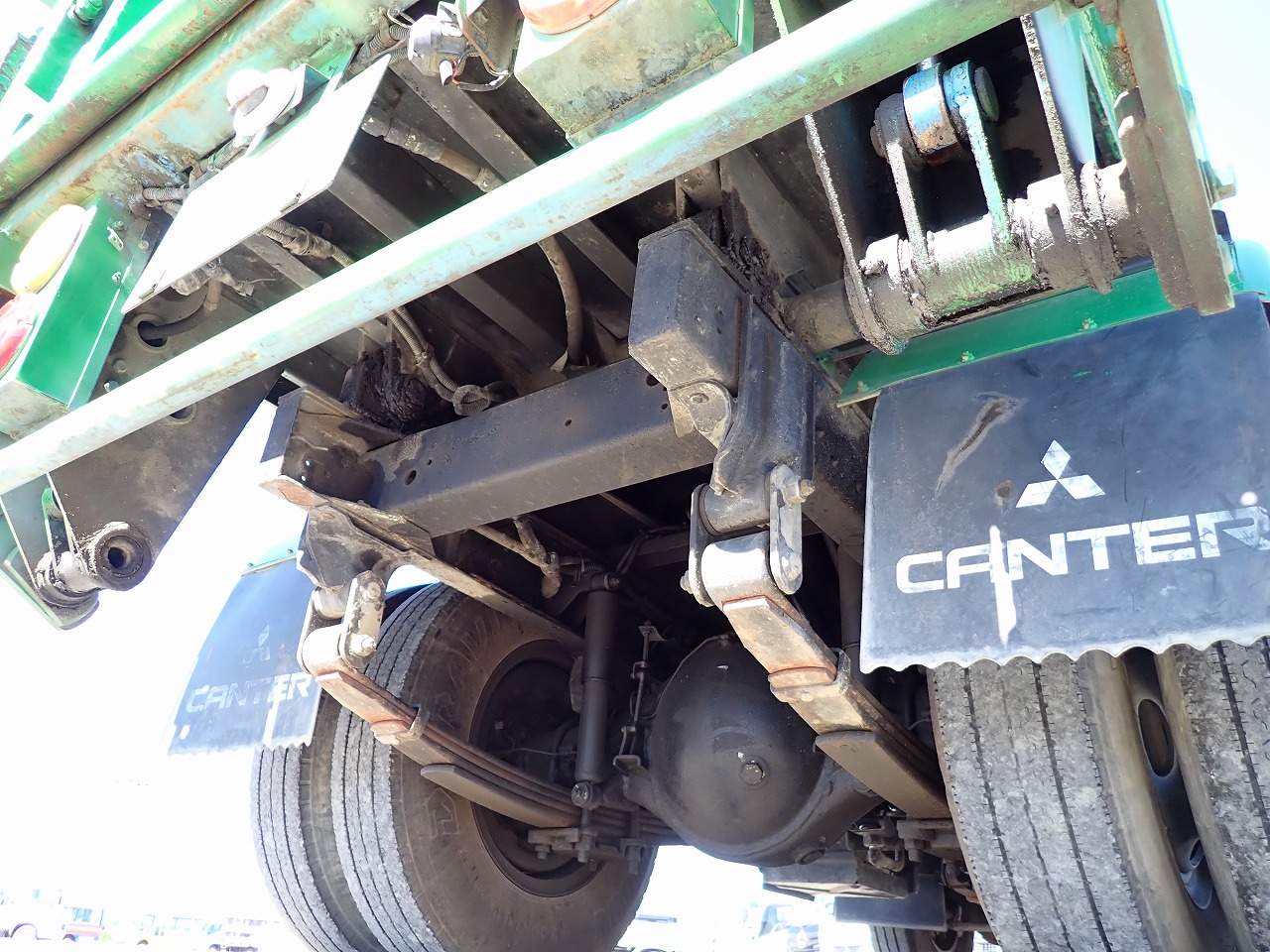 MITSUBISHI Canter