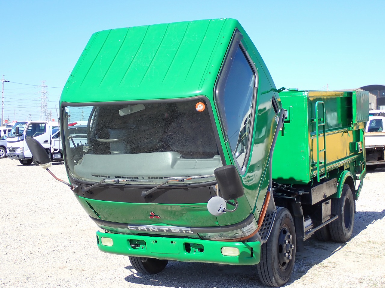 MITSUBISHI Canter