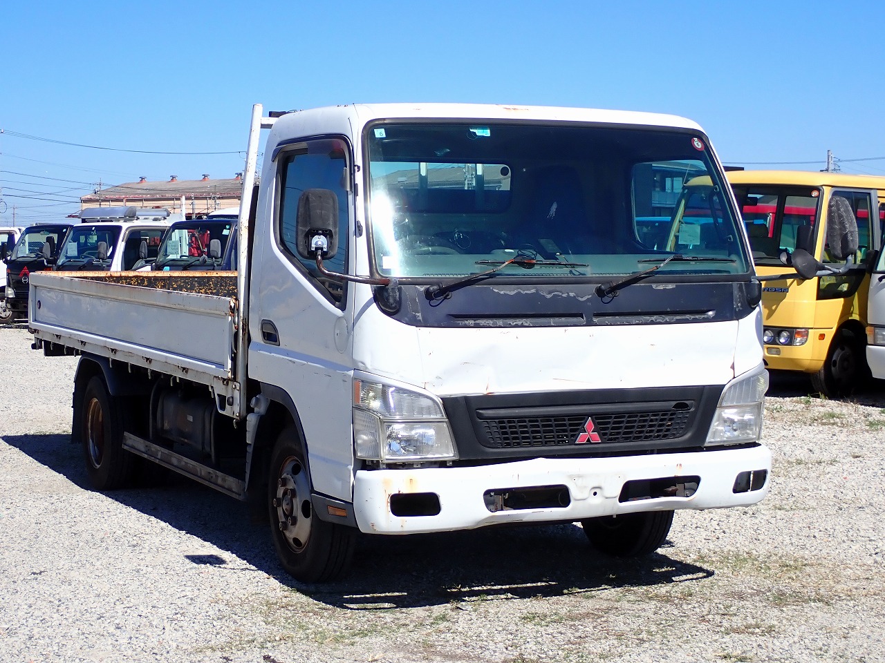 MITSUBISHI Canter