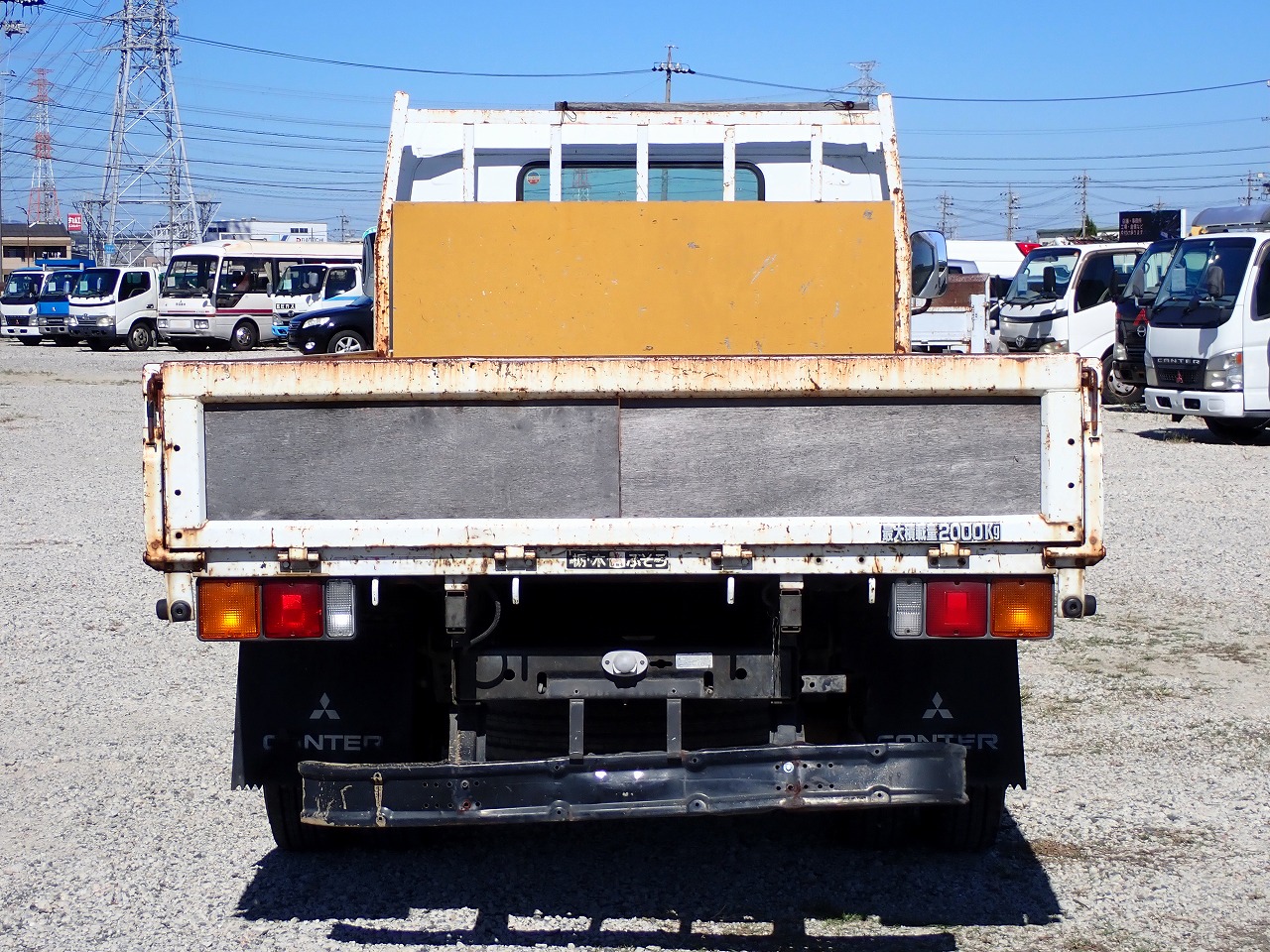 MITSUBISHI Canter