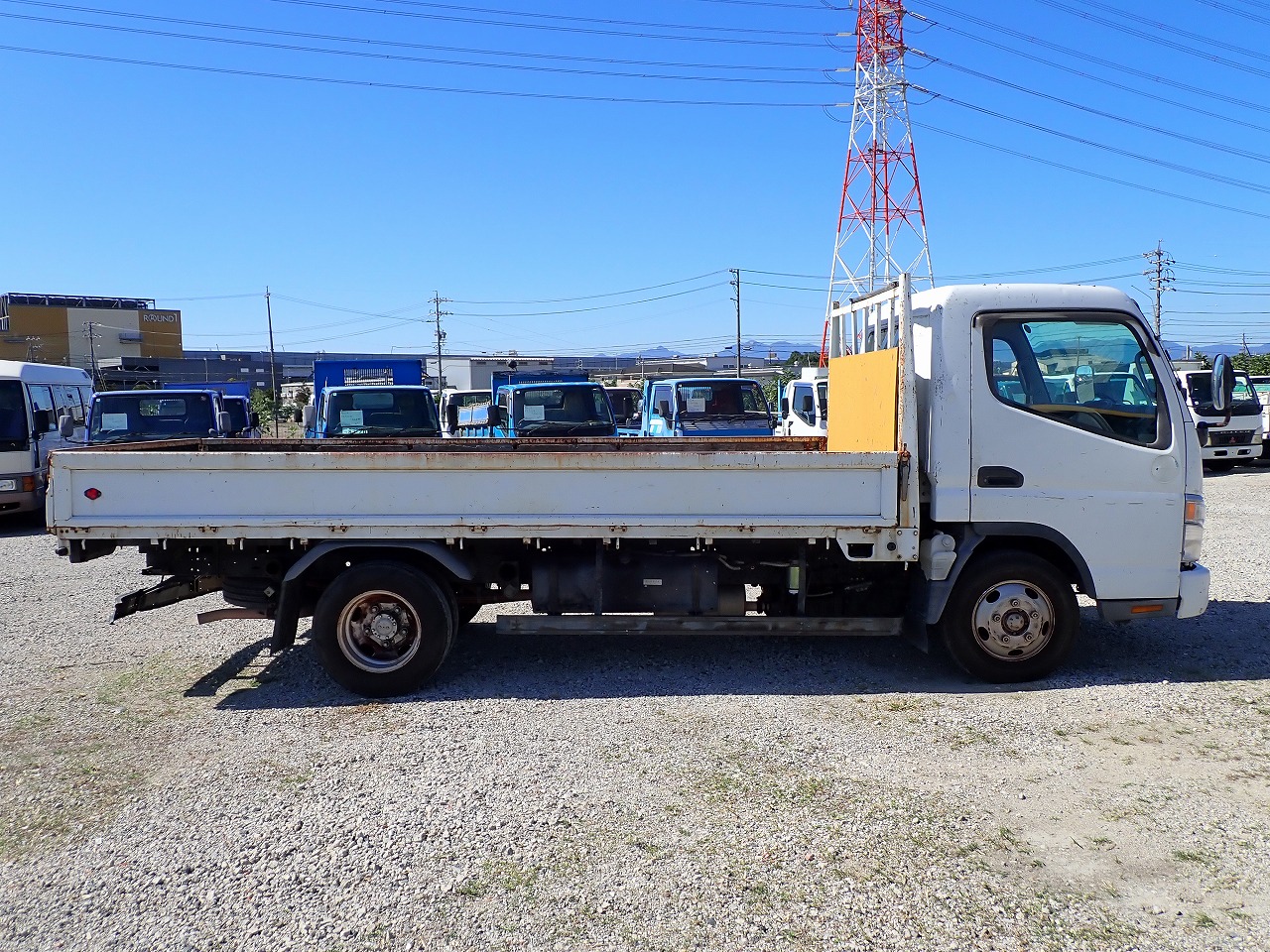 MITSUBISHI Canter