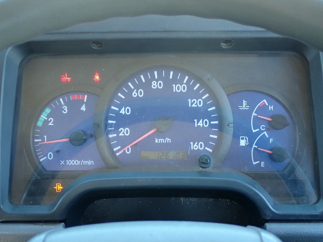 MITSUBISHI Canter