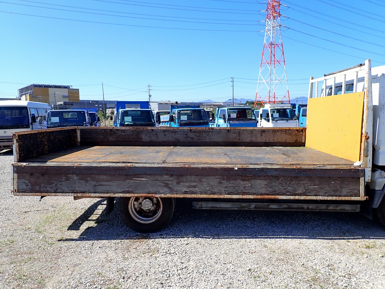 MITSUBISHI Canter