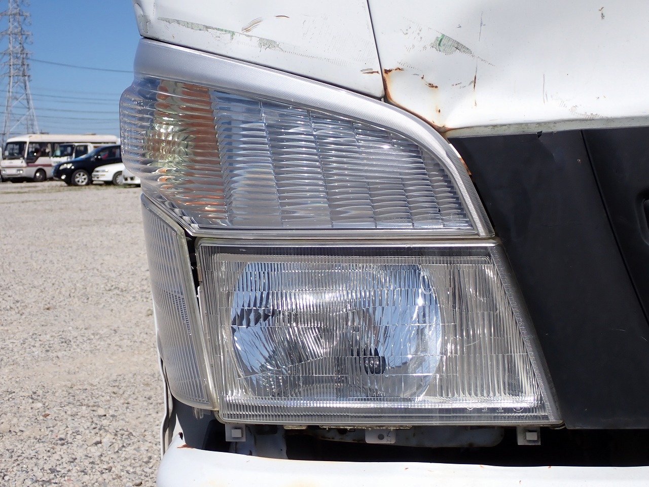 MITSUBISHI Canter