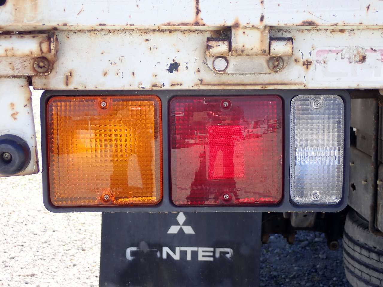 MITSUBISHI Canter