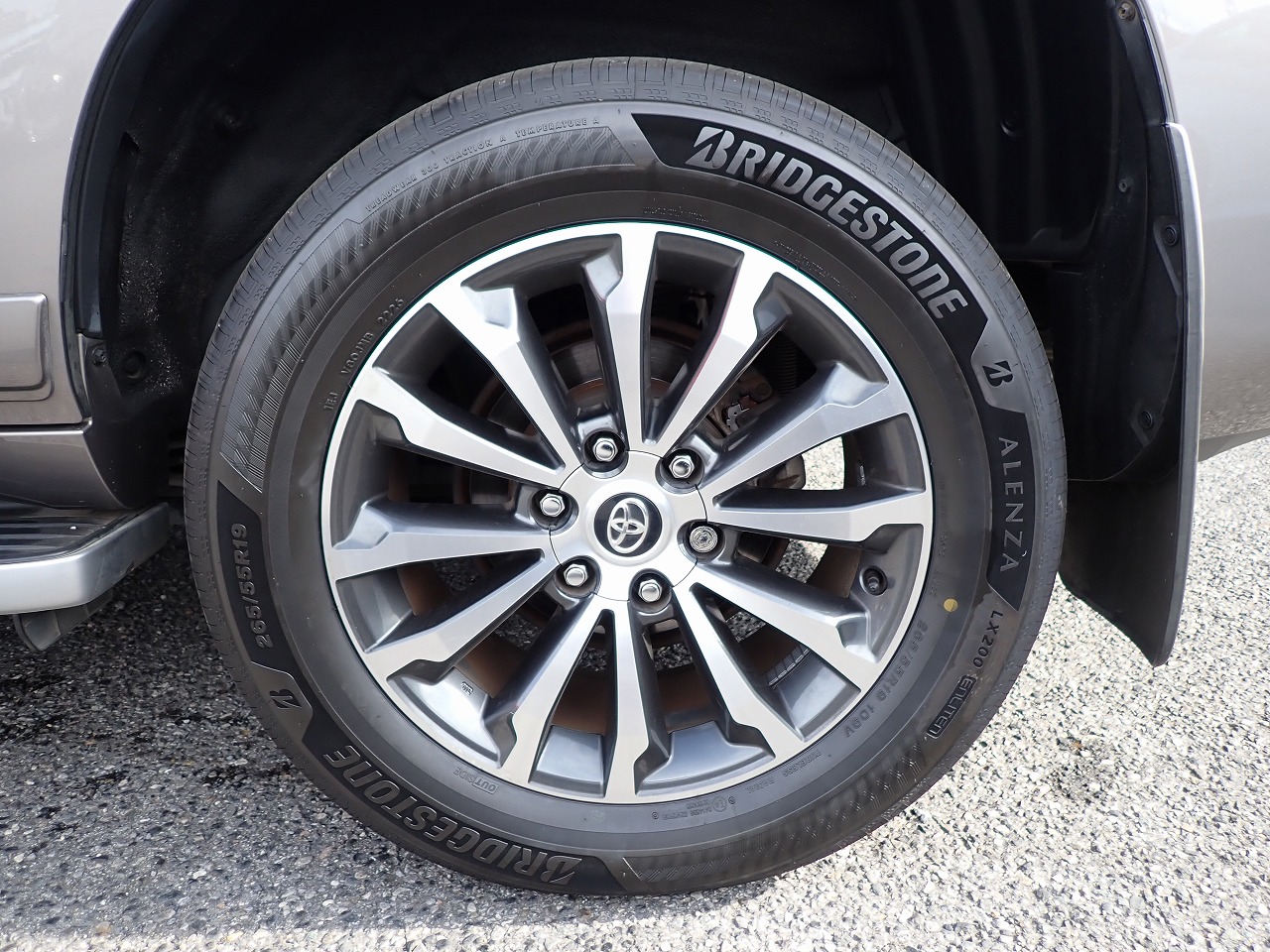 TOYOTA Land Cruiser Prado